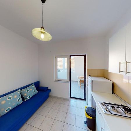 Apartments Riva Metajna Eksteriør billede