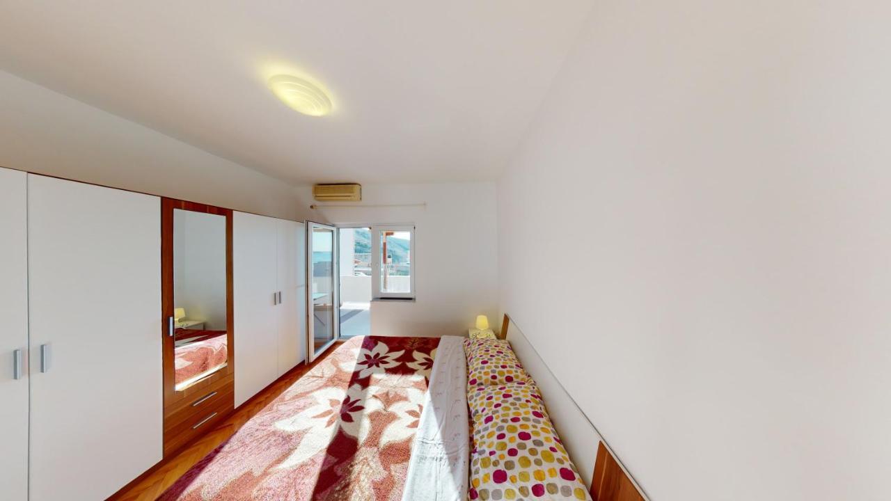 Apartments Riva Metajna Eksteriør billede