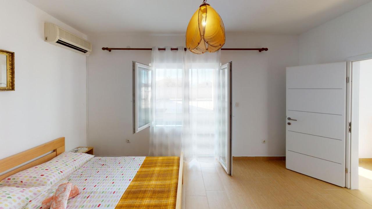 Apartments Riva Metajna Eksteriør billede