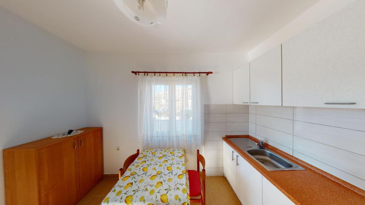 Apartments Riva Metajna Eksteriør billede